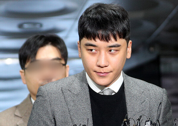'징역 1년 6개월' 승리 전역처분...여주교도소로 이감 '징역 1년 6개월' 승리 전역처분...여주교도소로 이감