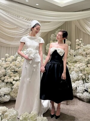 차은우→이현이·장윤주, 아이린 <b>결혼</b>식 참석…부케는 '절친' <b>제시카</b>