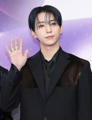 '<b>엑디즈</b> 탈퇴' <b>건일</b>, '<b>팬 비하</b>' 녹취 인정 "악성 <b>팬</b> 향한 표현들...상처...